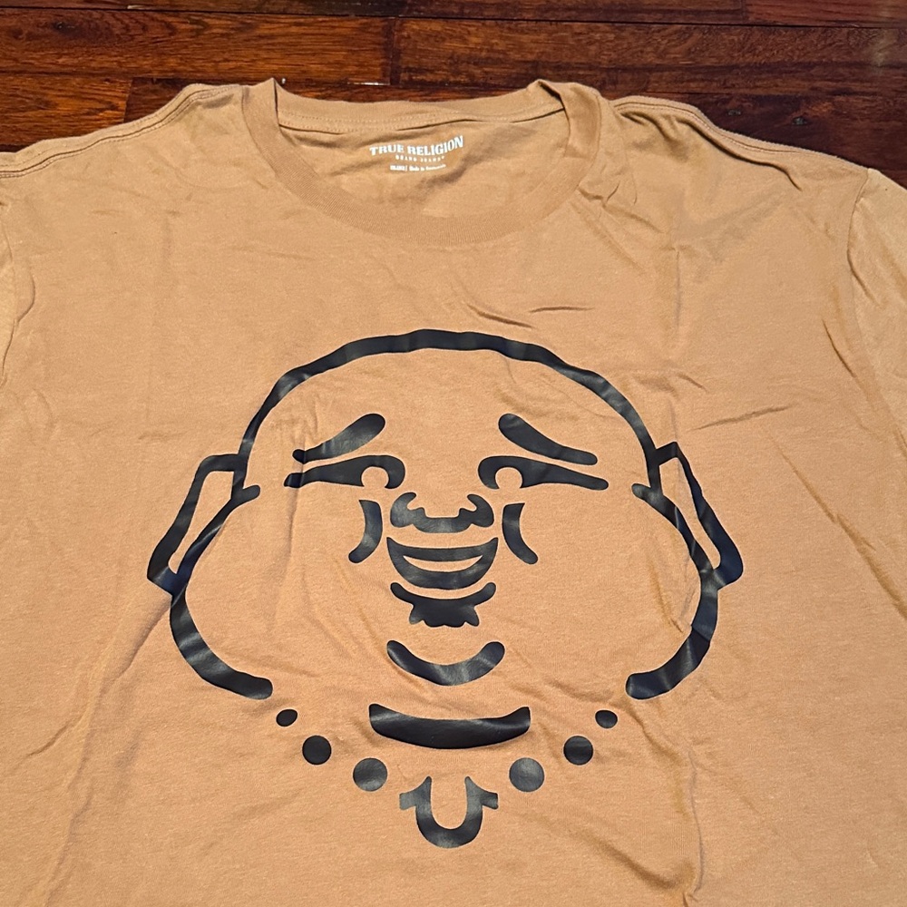 NWT True Religion Brown Tee with Black Graphic